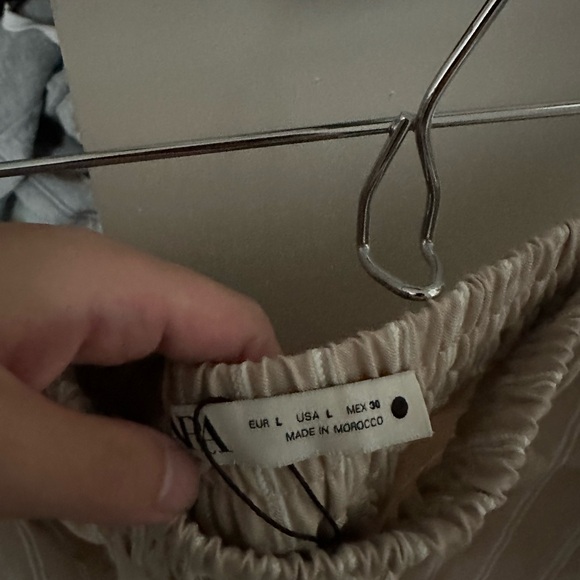 Zara striped beige pant - Picture 2 of 2